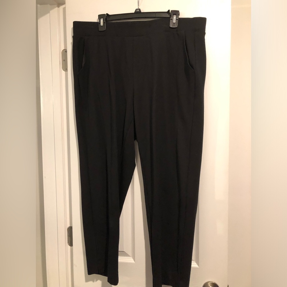 MAKE OFFER! Oh So Office Chic! Torrid Classic Black Pull On Trousers